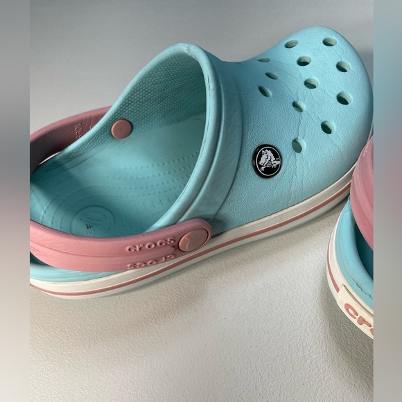 Girls Classic Crocks | Size 2 - Picture 6 of 7